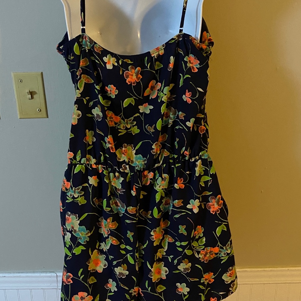 Romper - Picture 2 of 3